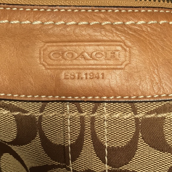 Coach Leather/Fabric Crossbody Signature Bag - Picture 4 of 5